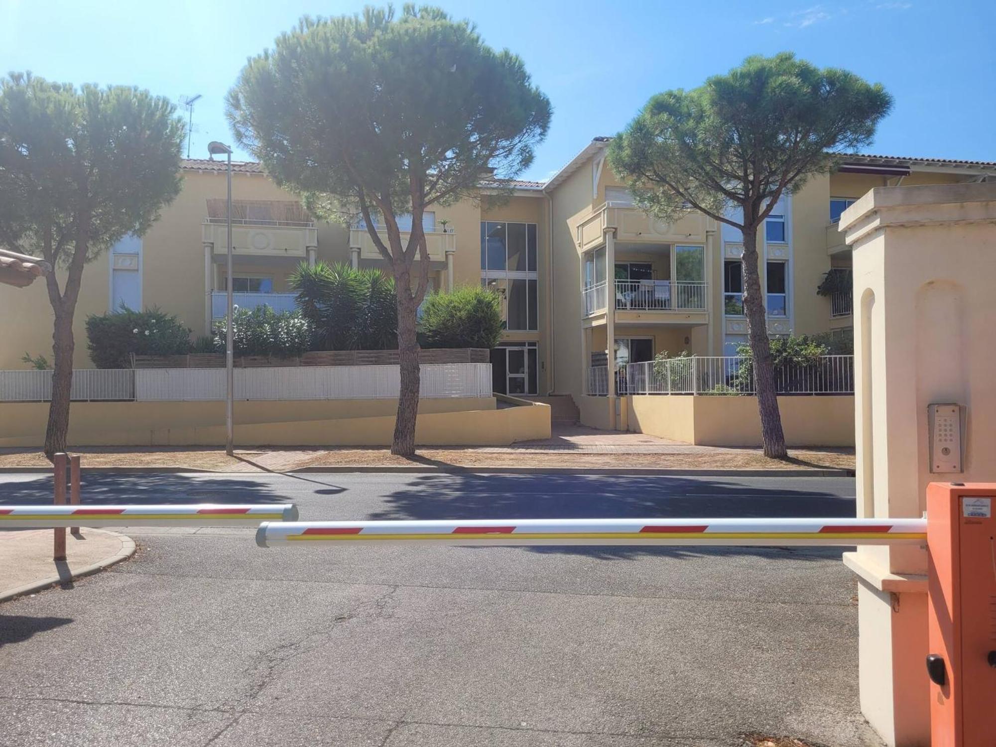 Apartamento Le Jardin D'Hugo Lattes Exterior foto